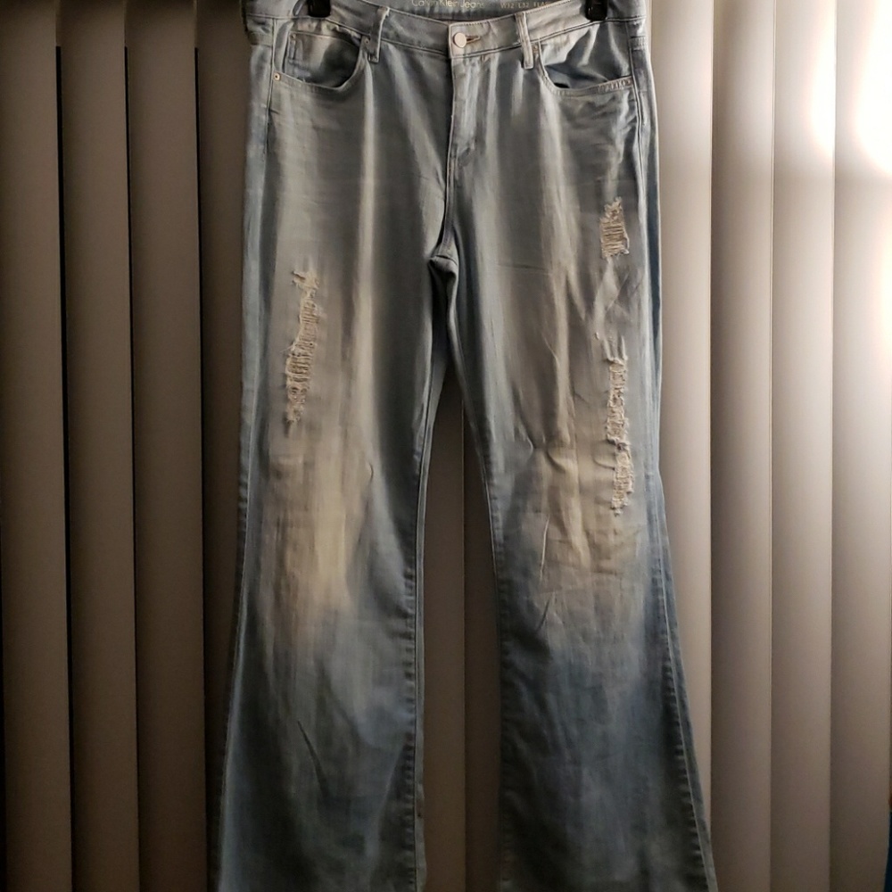 Jeans - Picture 2 of 5